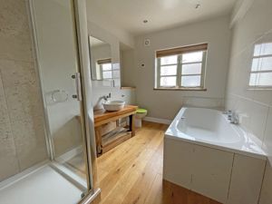 Photo 27- click for photo gallery